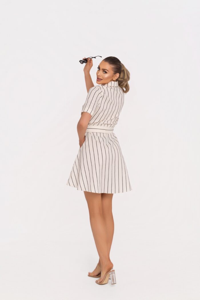 Рокля Райна