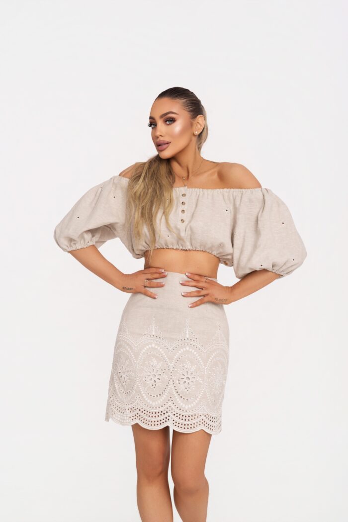 Къса пола и бюстие бея цвят овес