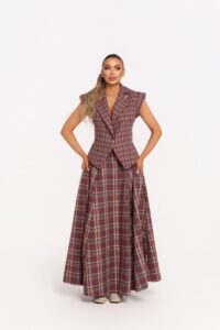 Елек Тея и пола Тифани Червени