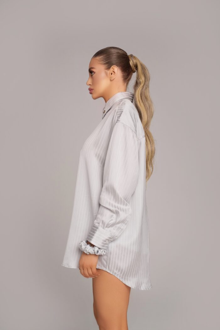 Риза Регина Сива