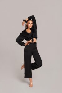 Риза и панталон Регина черни